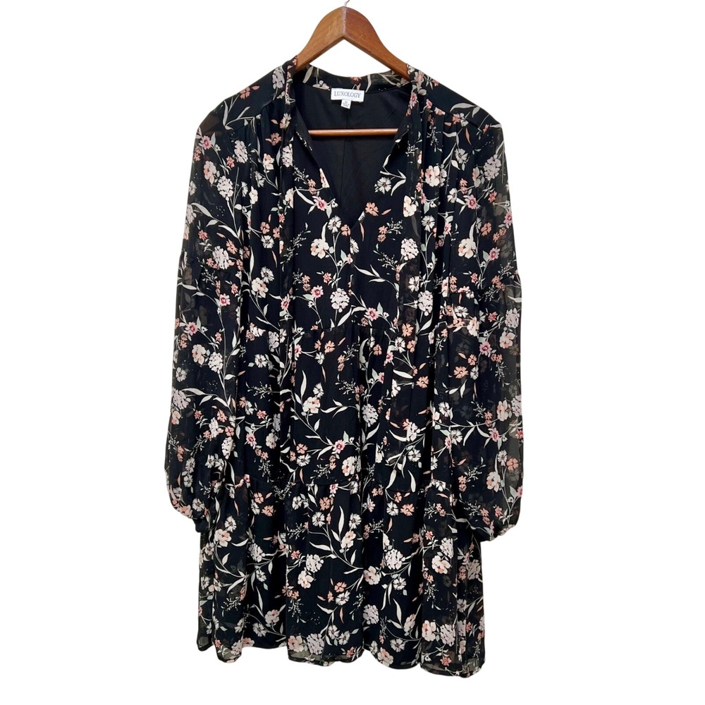 Luxology Black Floral Tiered Mini Dress Long Sleeve‎ V-Neck M Boho Sheer Sleeve